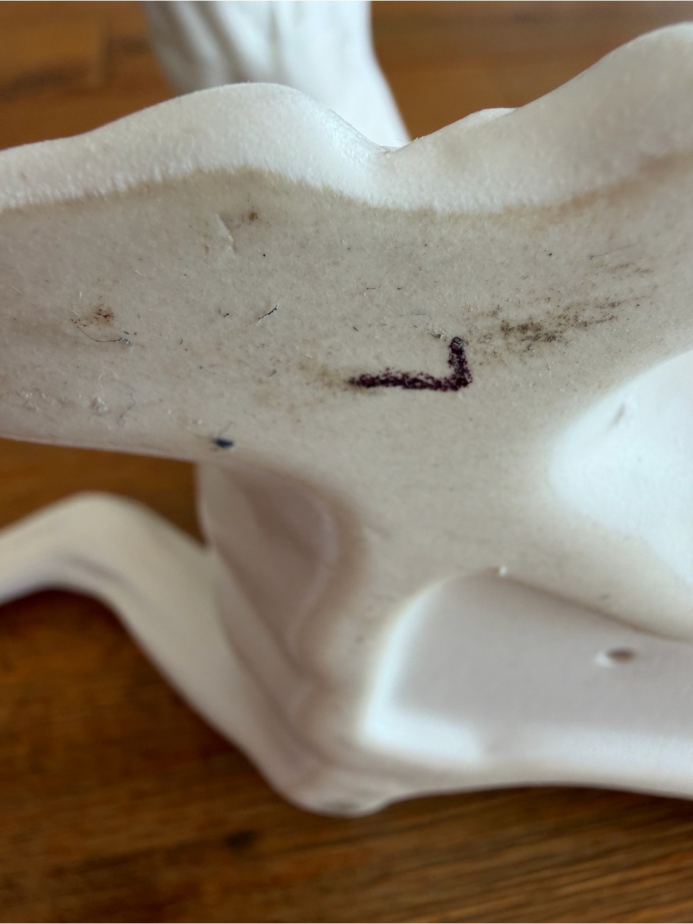 1980’s Vintage Royal Doulton Spirit of Peace Matte White Horse Ceramic Figurine - Picture 7 of 9